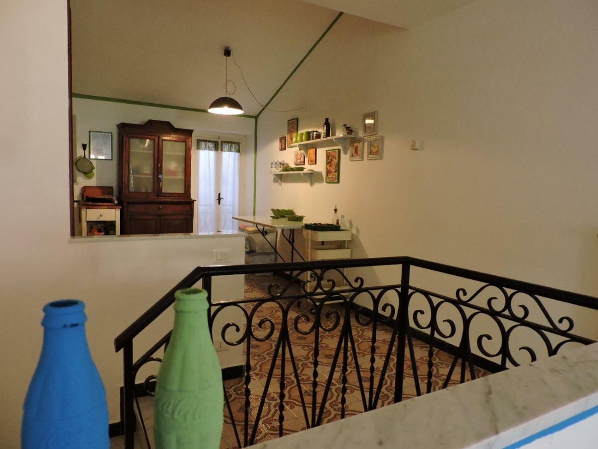 텔라로 La Casa Nel Borgo 아파트 외부 사진