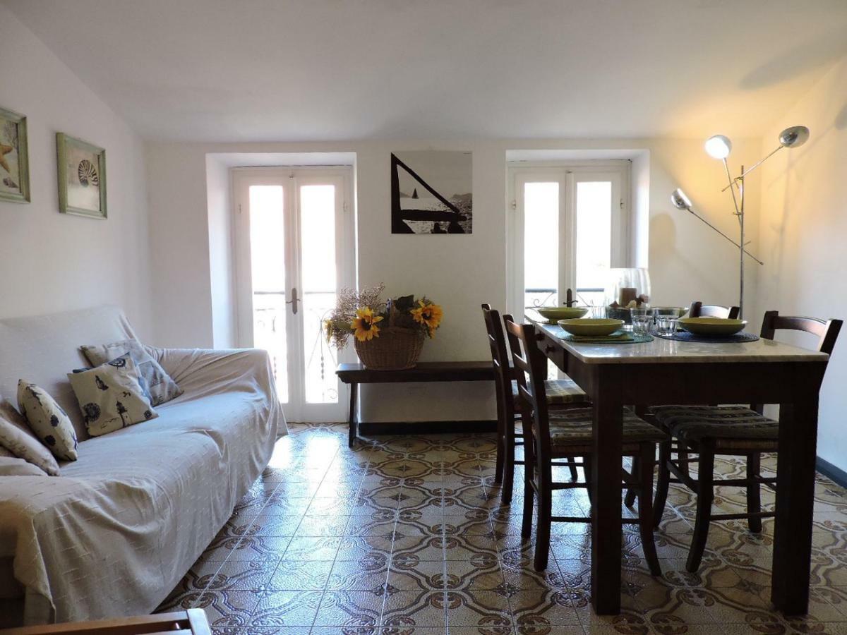 텔라로 La Casa Nel Borgo 아파트 외부 사진